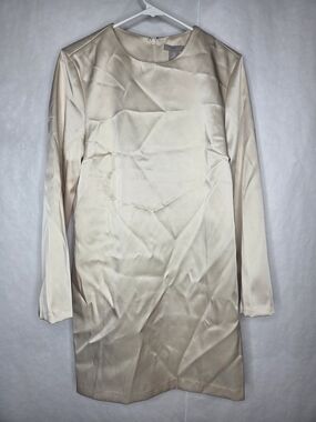 H&M Cream Long-Sleeve Shift Dress